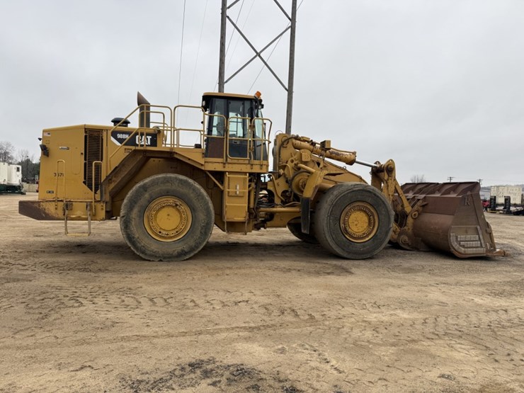 2010-caterpillar-988h-image-6