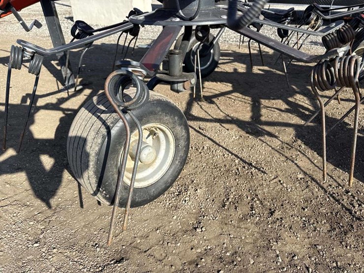 kubota-te6583t-image-11