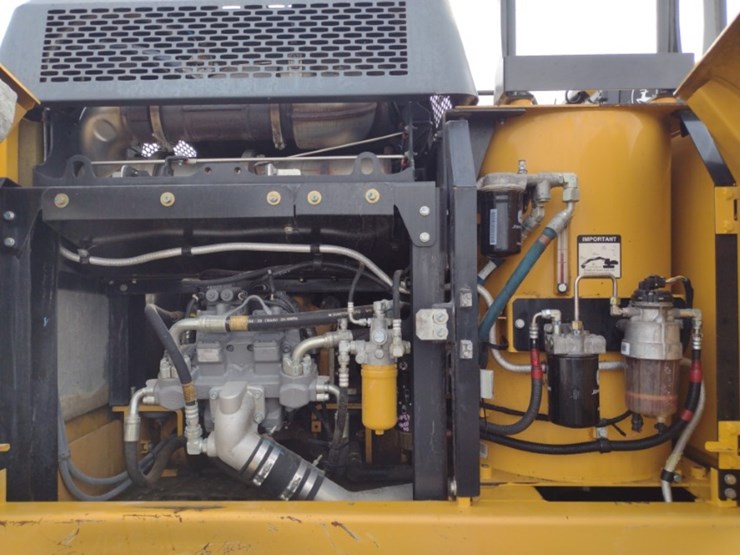 deere-250g-lc-image-44