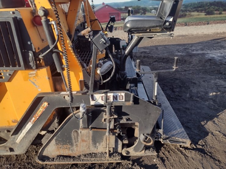 leeboy-8515d-asphalt-paver-(qea-4018)-image-15