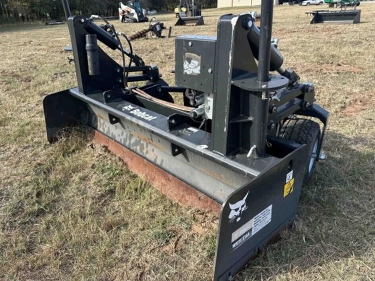 2023-bobcat-skid-steer-laser-guided-box-blade-image-1