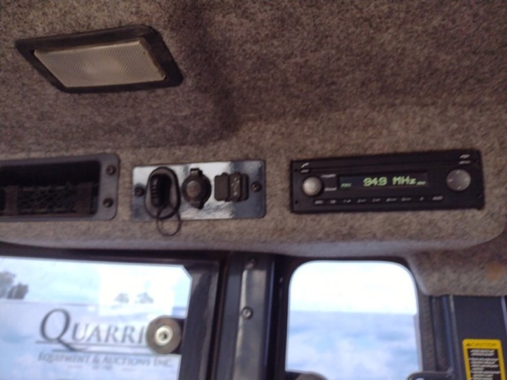 19-deere-310sl-image-10