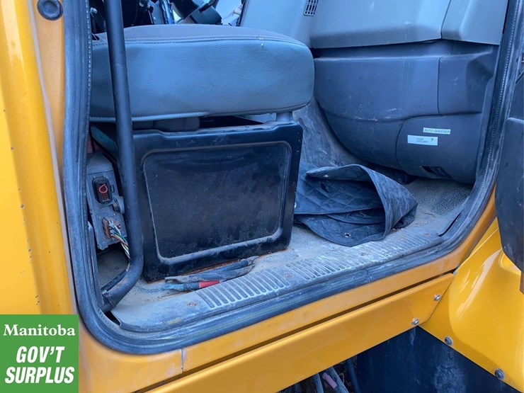 2009-international-workstar-7600-image-50