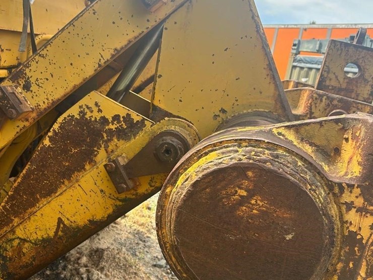 1974-caterpillar-d7f-image-11