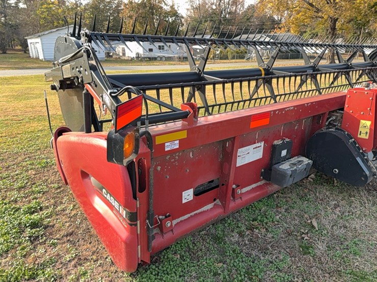 2014-case-ih-30-image-26