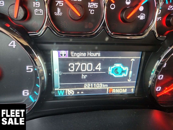 2015-chevrolet-silverado-2500hd-image-7