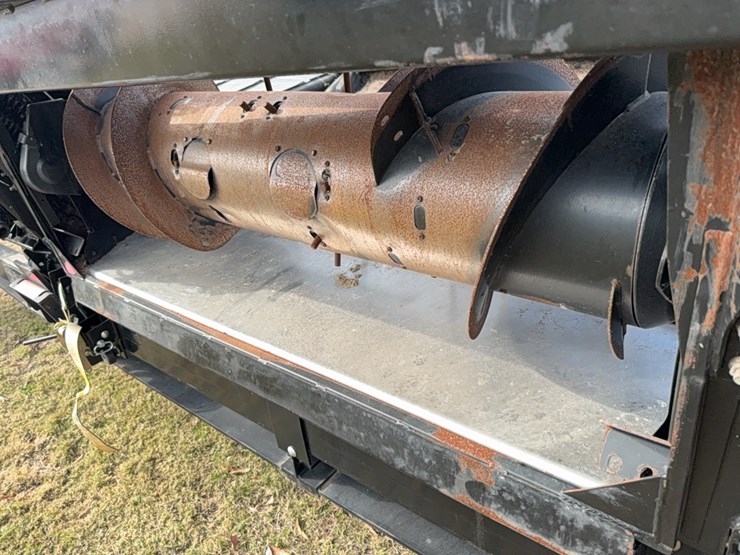 2010-case-ih-2162-image-13