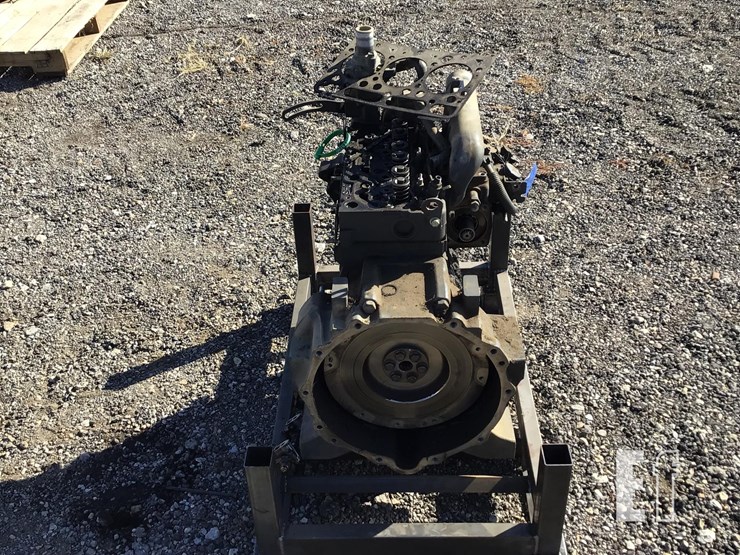 kubota-d1703-image-4