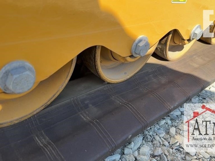 2023-caterpillar-289d3-image-28