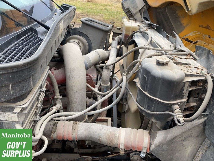 2009-international-workstar-7600-image-35