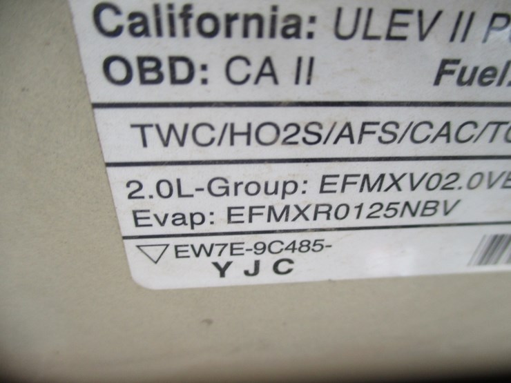 2014-lincoln-mkz-sedan,-image-6