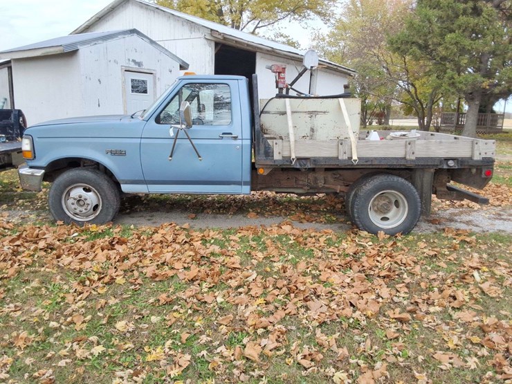 1995-ford-f350-xl-image-2