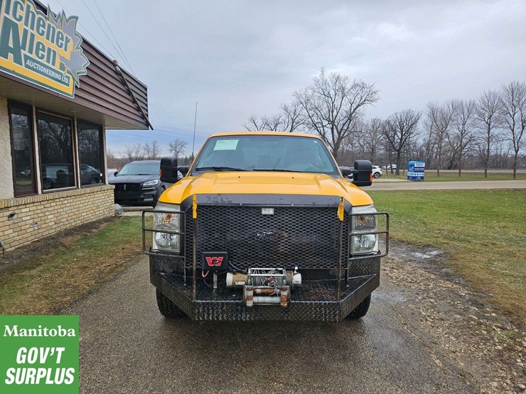 2011-ford-f350-image-9