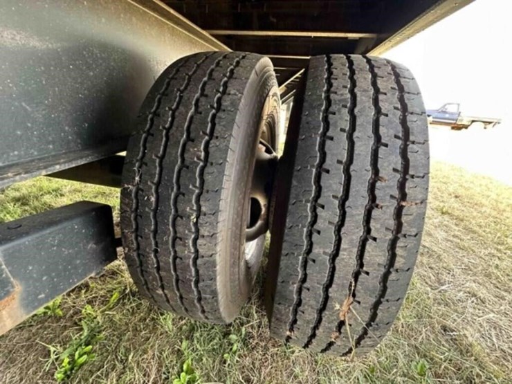 2016-maxey-26’-gooseneck-flatbed-trailer-image-20