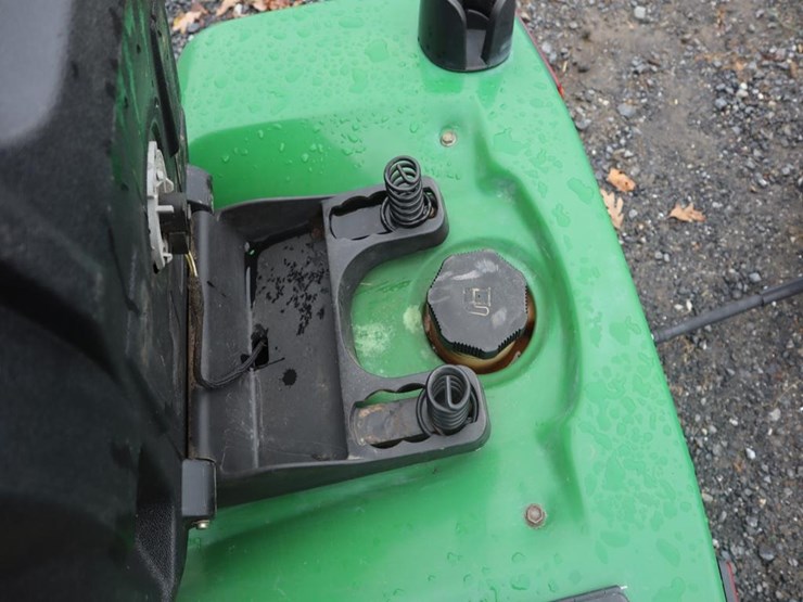 john-deere-345-image-21