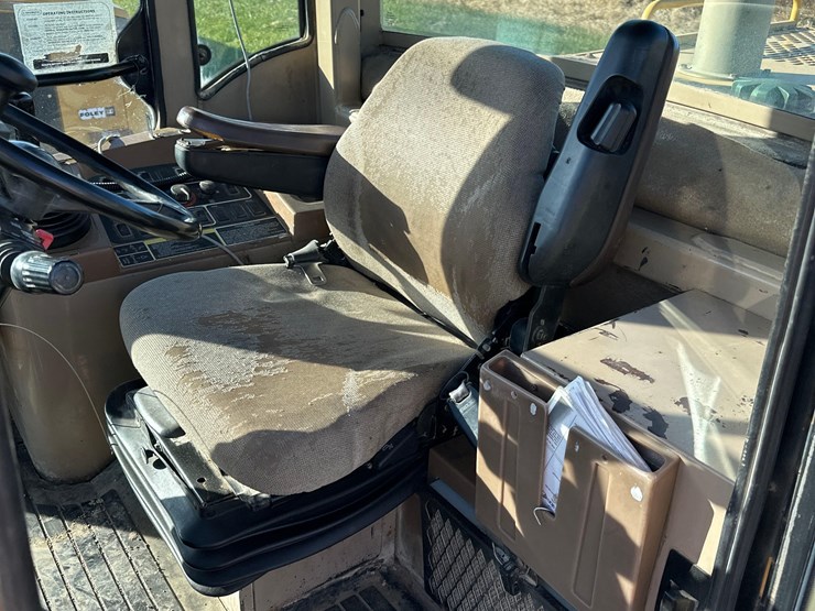 1999-deere-744h-image-16