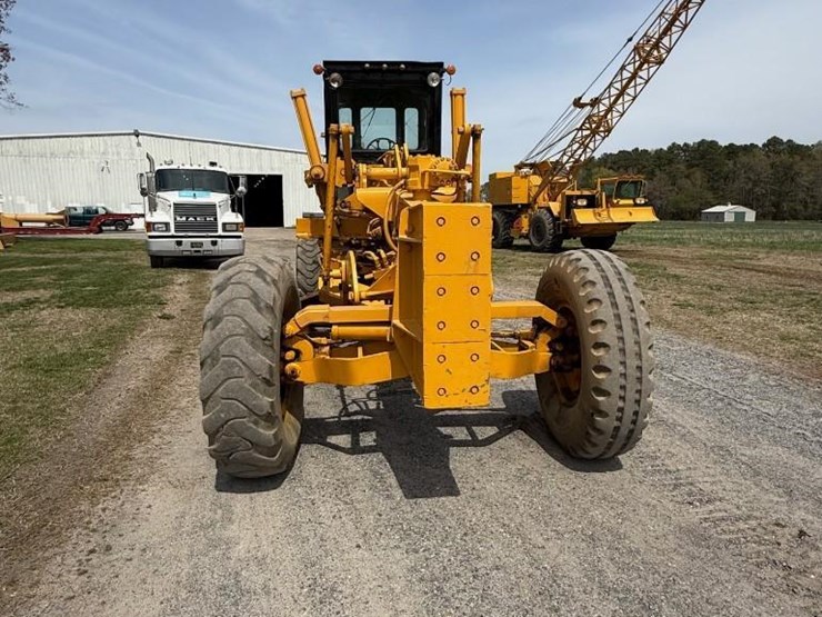 1973-champion-565t-motorgrader-image-8