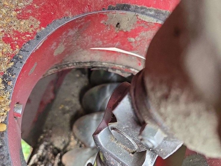 hutchinson-8x61-image-4