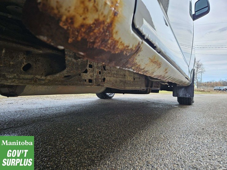 2011-chevrolet-express-1500-image-11