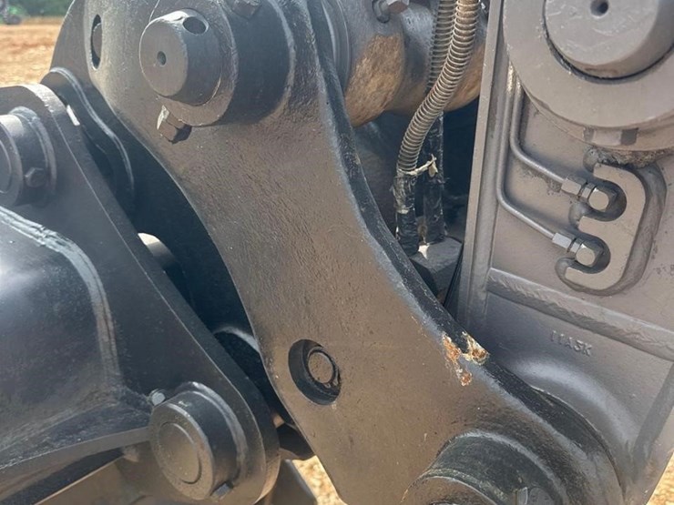 2021-volvo-ecr145el-image-11