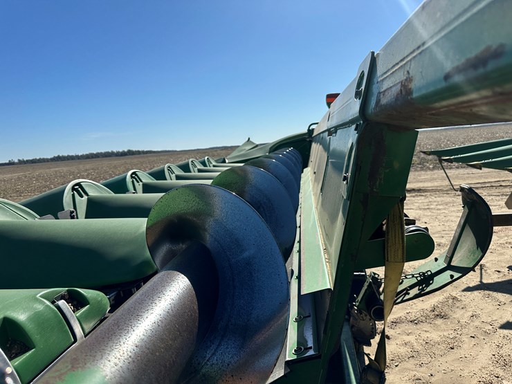 john-deere-616c-image-49