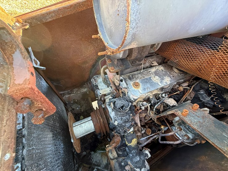 caterpillar-420d-image-104