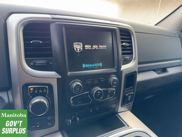 2016-dodge-1500-image-12