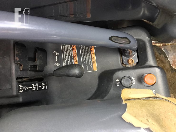 2014-kubota-rtv-x1100c-image-22