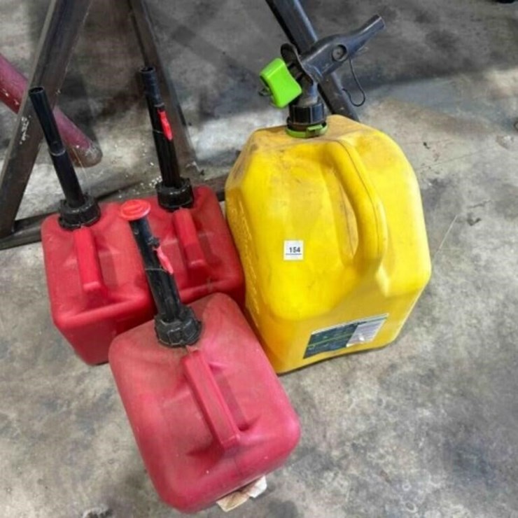 3 Plastic fuel containers