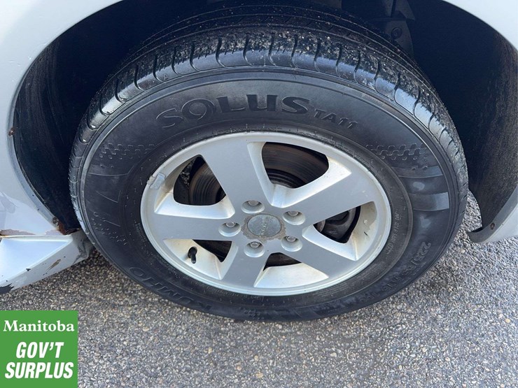 2011-dodge-grand-caravan-se-image-13