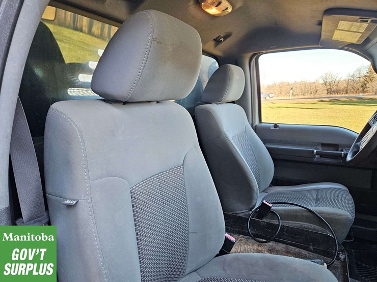 2011-ford-f350-image-30