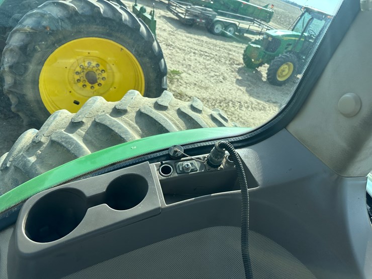 2010-john-deere-8295r-image-66