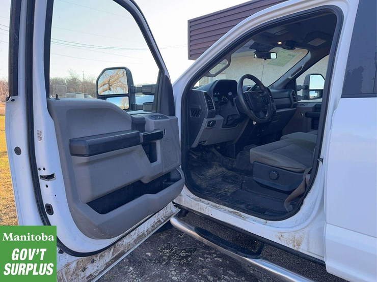 2017-ford-f250-image-15