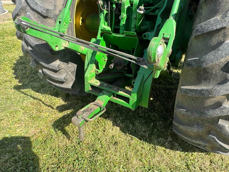 1999-john-deere-8100-image-11