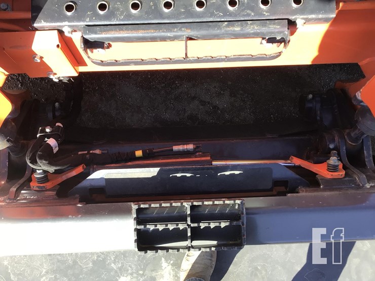 2024-kubota-svl97-2-image-10