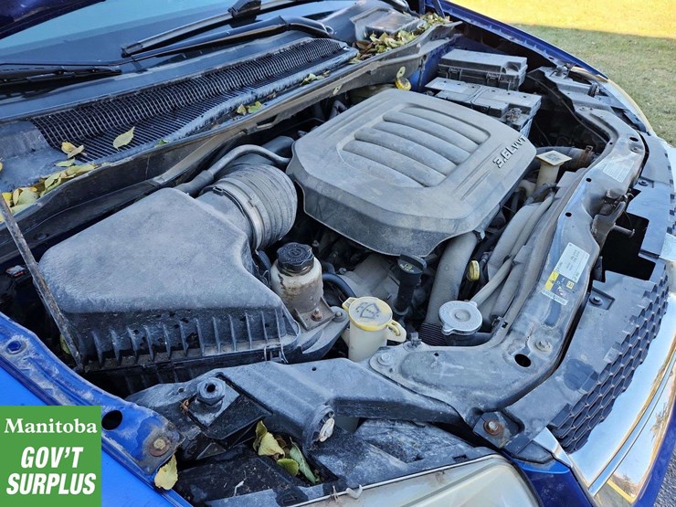 2013-dodge-grand-caravan-image-23