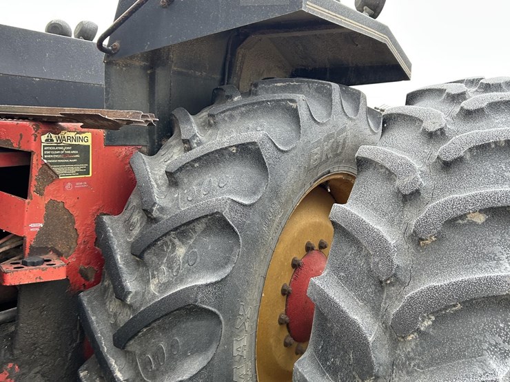 1985-versatile-856-image-20