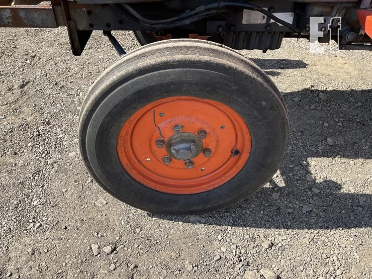 kubota-l2900-image-11