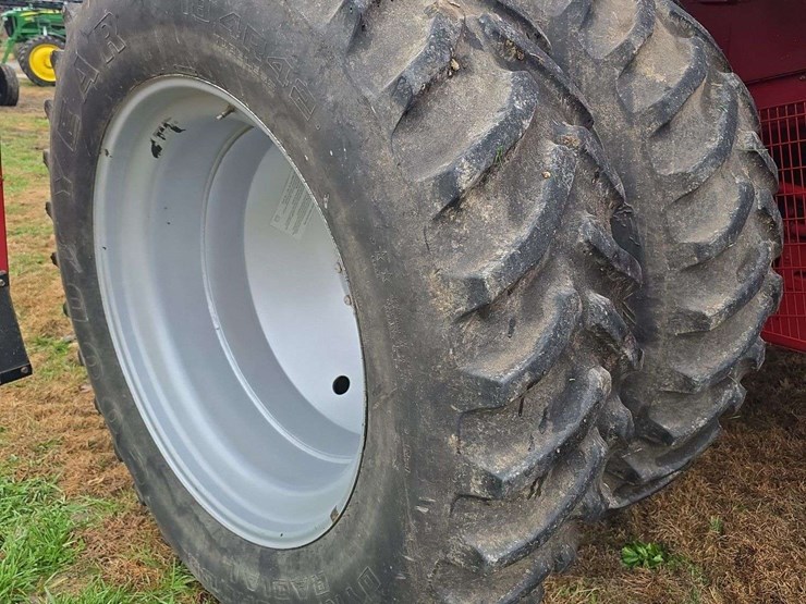 2005-case-ih-2388-image-11