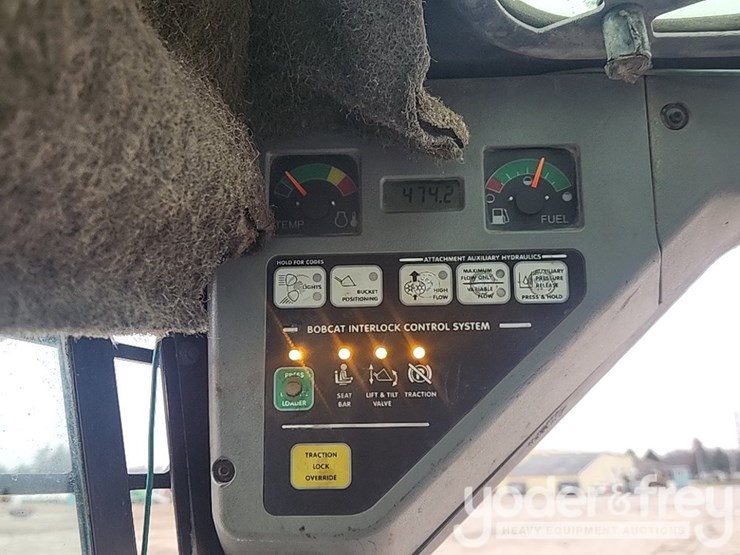 2007-bobcat-s300-image-27