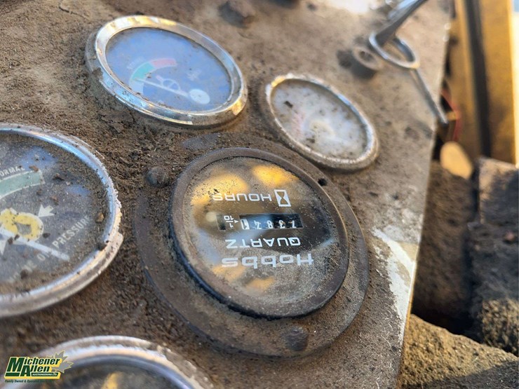 caterpillar-930-image-17