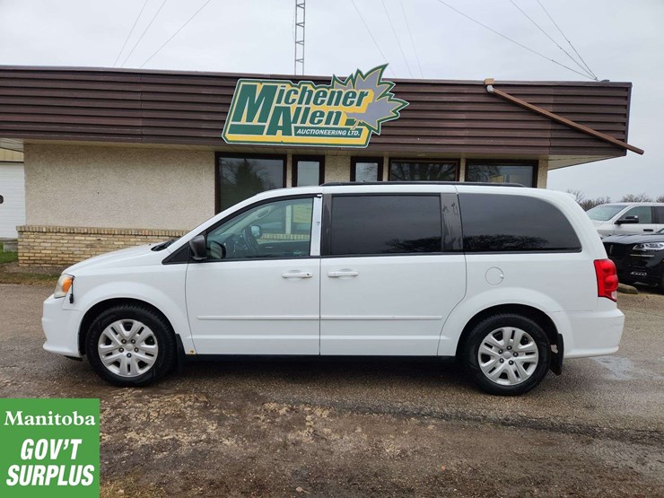 2015-dodge-grand-caravan-image-2