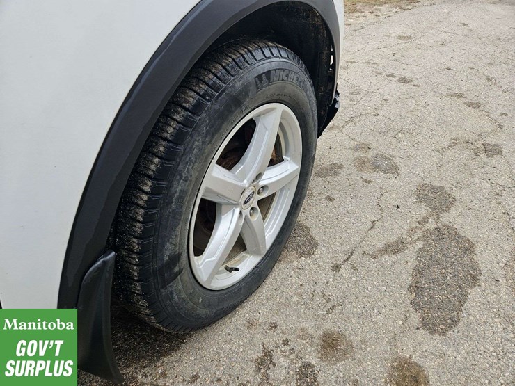 2017-ford-explorer-xlt-image-16