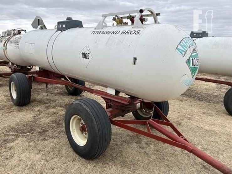 1000-gallon-anyhydrous-tank-(2)-36-image-2