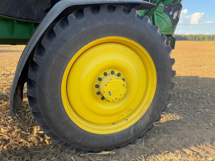 john-deere-600r-image-9