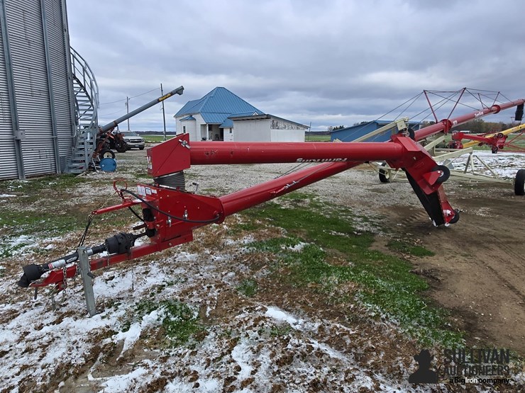 farm-king-y1070tmr-auger-image-1