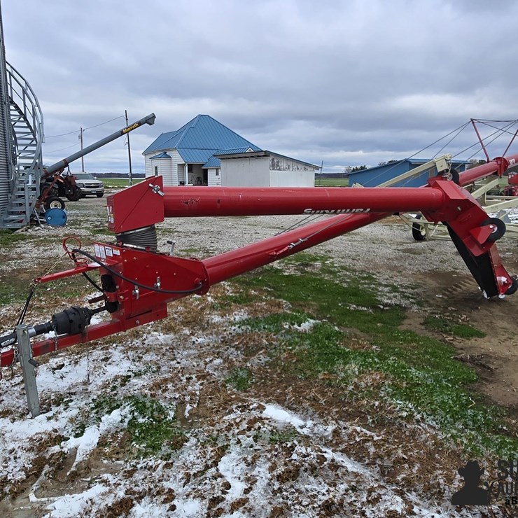 Farm King Y1070TMR Auger