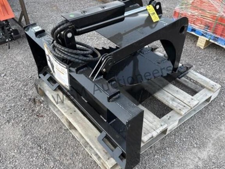 2025-giyi-sgb20-stump-bucket-for-skid-steer-image-4