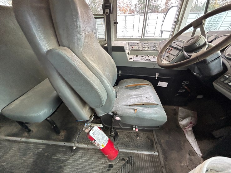 2007-caterpillar-c7-image-38