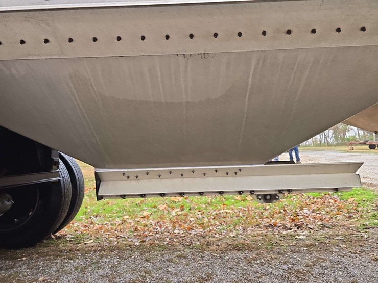 2012-timpte-supper-hopper-image-20